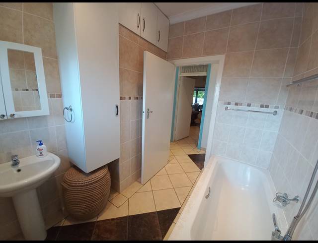 3 BEDROOM HOUSE FOR SALE IN RAMSGATE